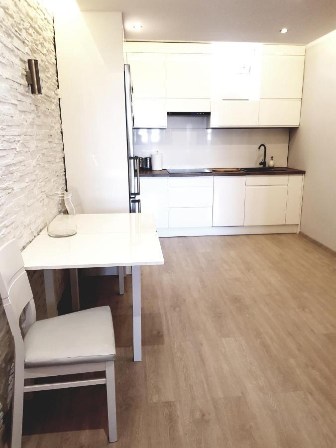 Apartament Czarlinskiego Lägenhet Stary Toruń Exteriör bild