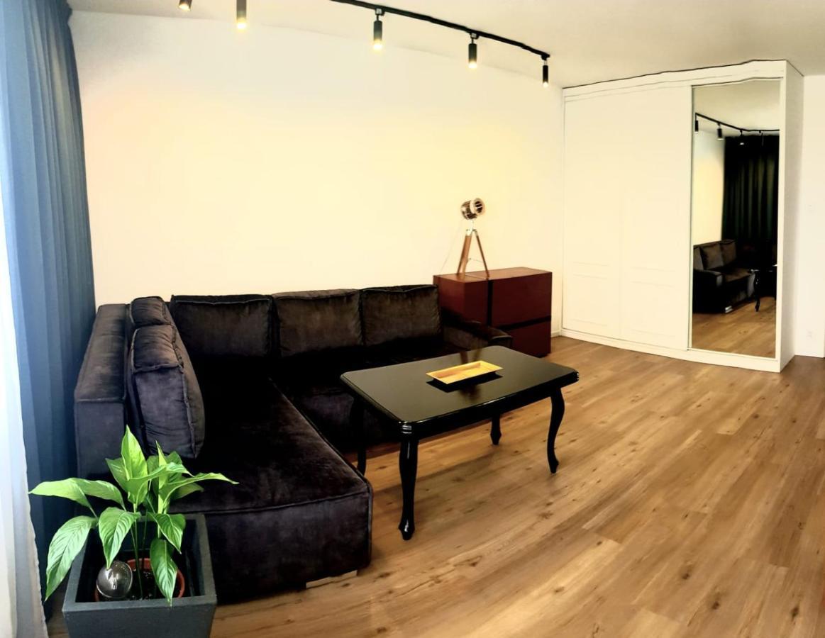 Apartament Czarlinskiego Lägenhet Stary Toruń Exteriör bild